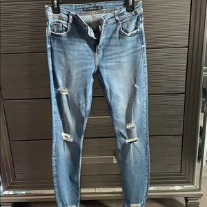 Zara jeans